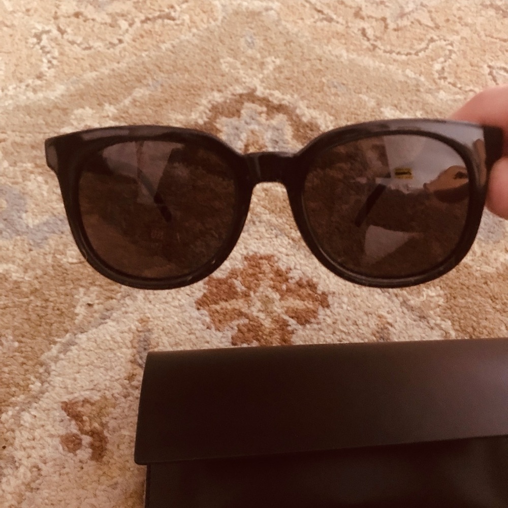 AUTHENTIC SAINT LAURENT SSENSE SUNGLASSES